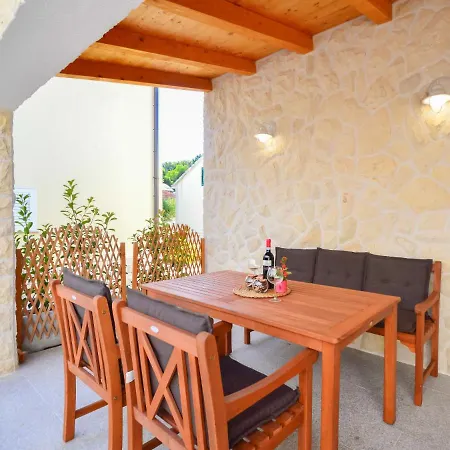 펜션 Ante By Interhome 브로다리카