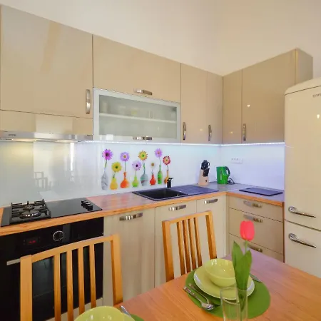 Ante By Interhome
